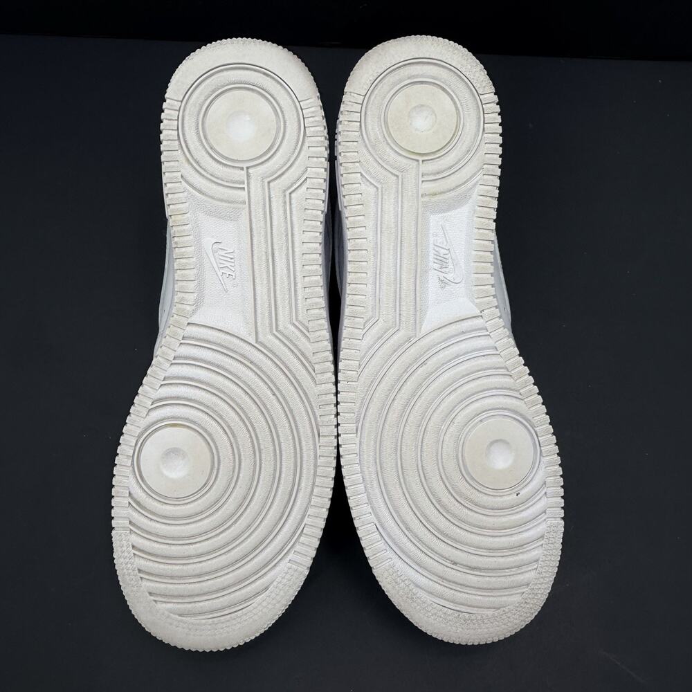 Nike Air Force 1 White / White CW2288-111 Mens Size 11.5 - Picture 6 of 7